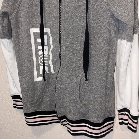 True Religion zip front hoodie sweatshirt - Picture 3 of 7